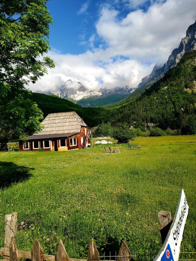 Casa de hóspedes Bujtina 2 *